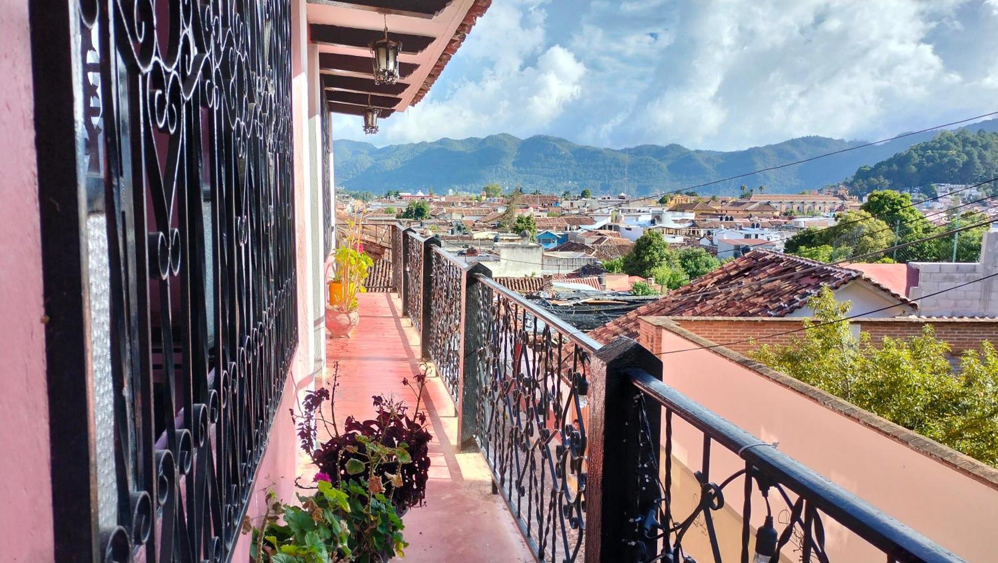 Kukulkan Hostal San Cristobal de las Casas Exterior photo
